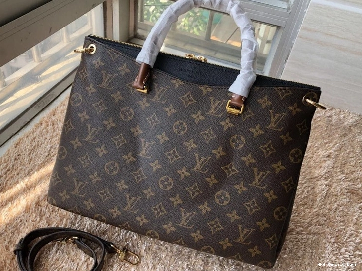 Aaa replica ru PALLAS Vuitton Louis 0712